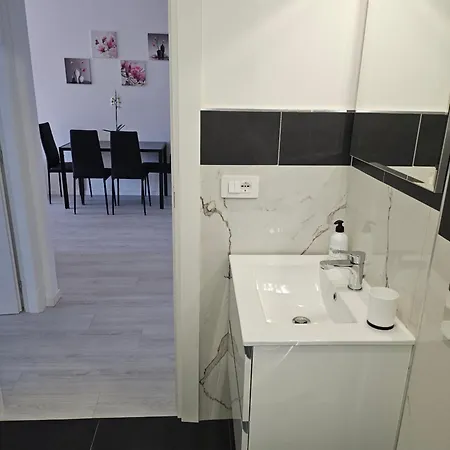 Apartment Residenza Giardino Di Roma Vitinia