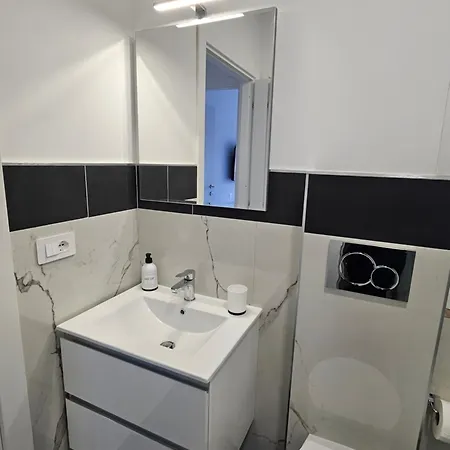 Apartment Residenza Giardino Di Roma