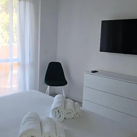 Residenza Giardino Di Roma Apartment *