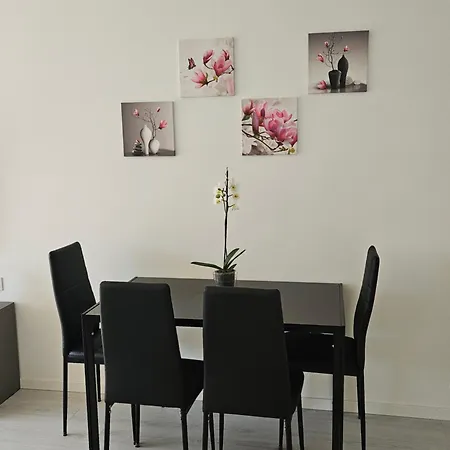 Apartment Residenza Giardino Di Roma Vitinia